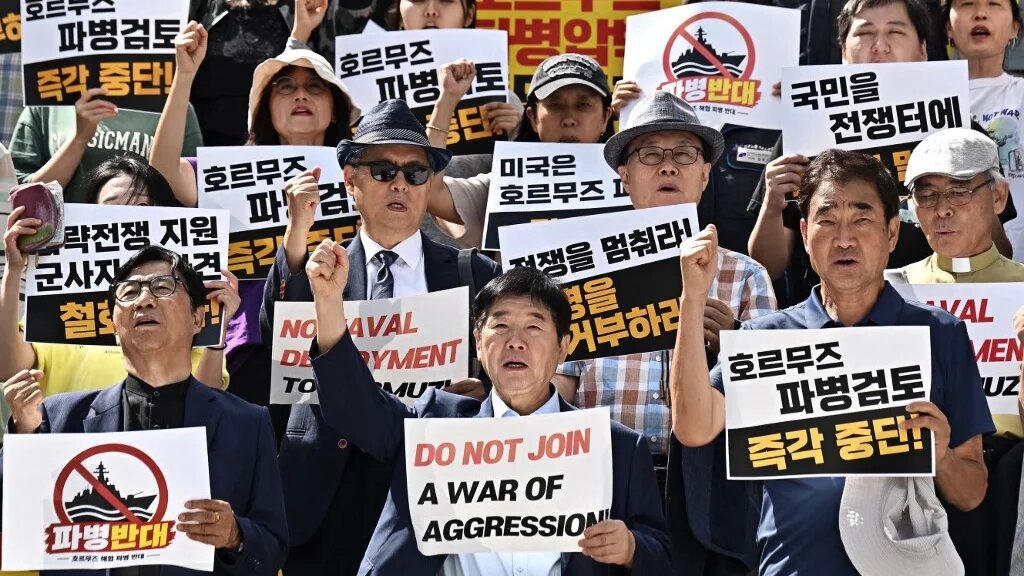 South Koreans protest over possible plan to send forces to back US in Hormuz
