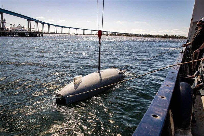 IRGC Captures Advanced US Unmanned Submersible near Strait of Hormuz